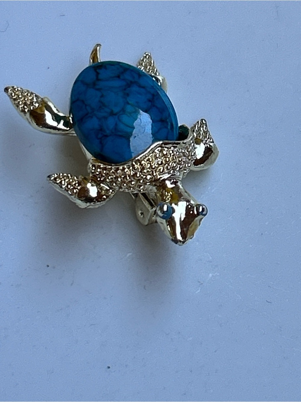 Vintage Gerry’s Gold-Tone Turtle Brooch with faux Turquoise Blue Cabochon